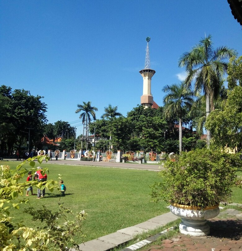 Jayandaru Monument景点图片