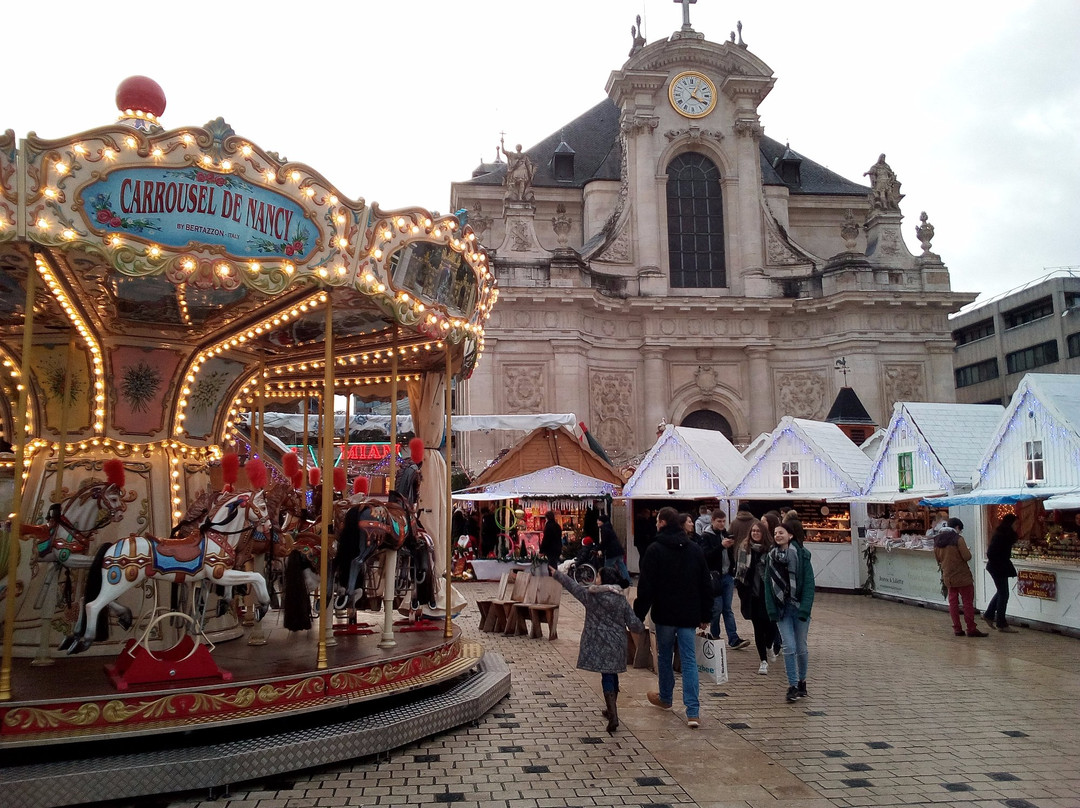 Place Charles-III-南锡必去景点