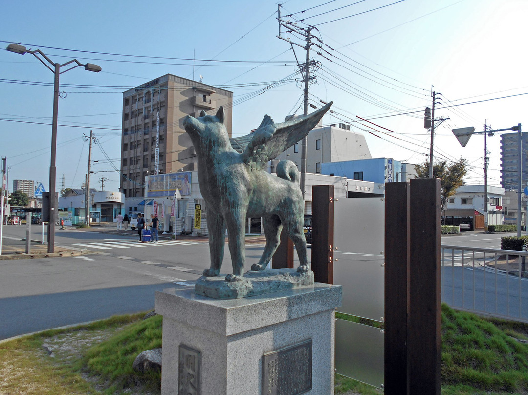 Wing Dog Statue-筑后市必去景点