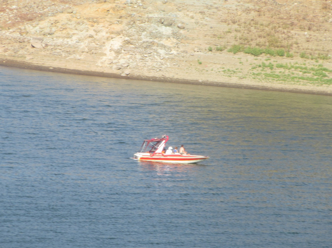 Anderson Lake County Park-圣克拉拉必去景点