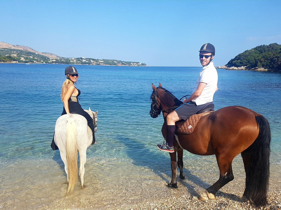 Corfu Riding Centre (Dimitris)ISSOS-Avlaki必去景点