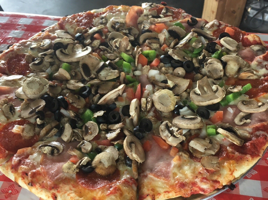 Driftwood餐馆和美食-Hill Country Ranch Pizzeria