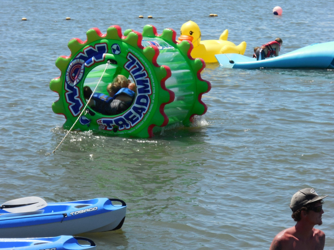 Island Water Sports景点图片