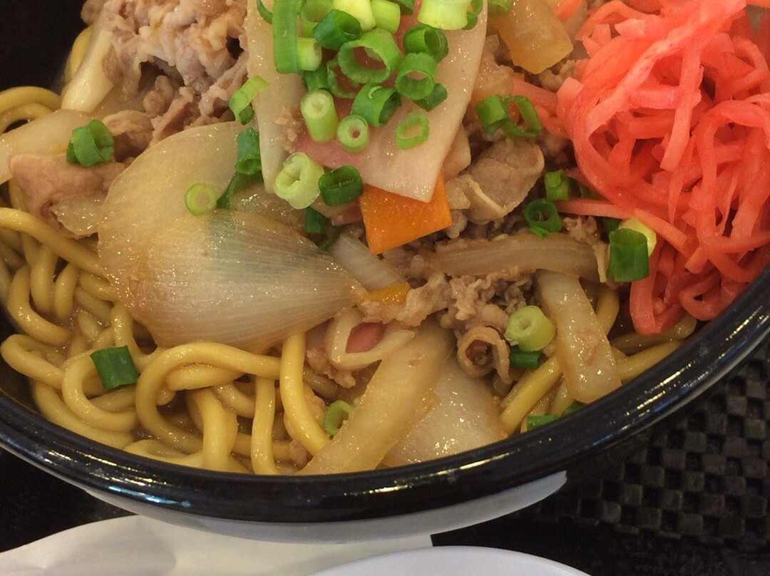 リンガーハット 三鷹新川店