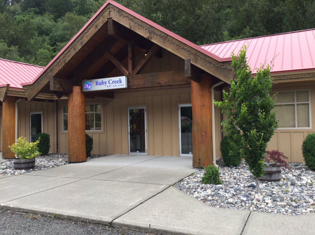Ruby Creek Art Gallery-阿加斯市必去景点