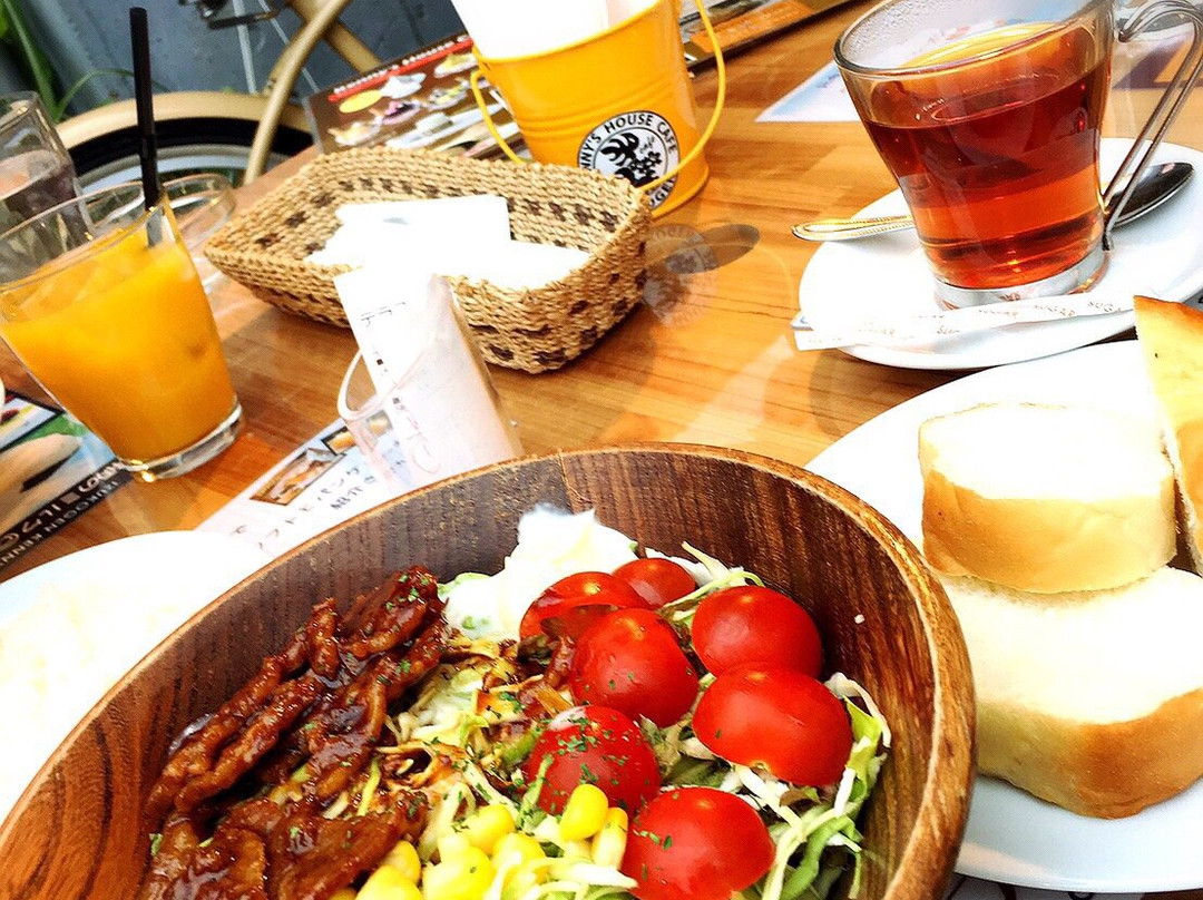 ケニーズハウスカフェ 伊豆高原 本店