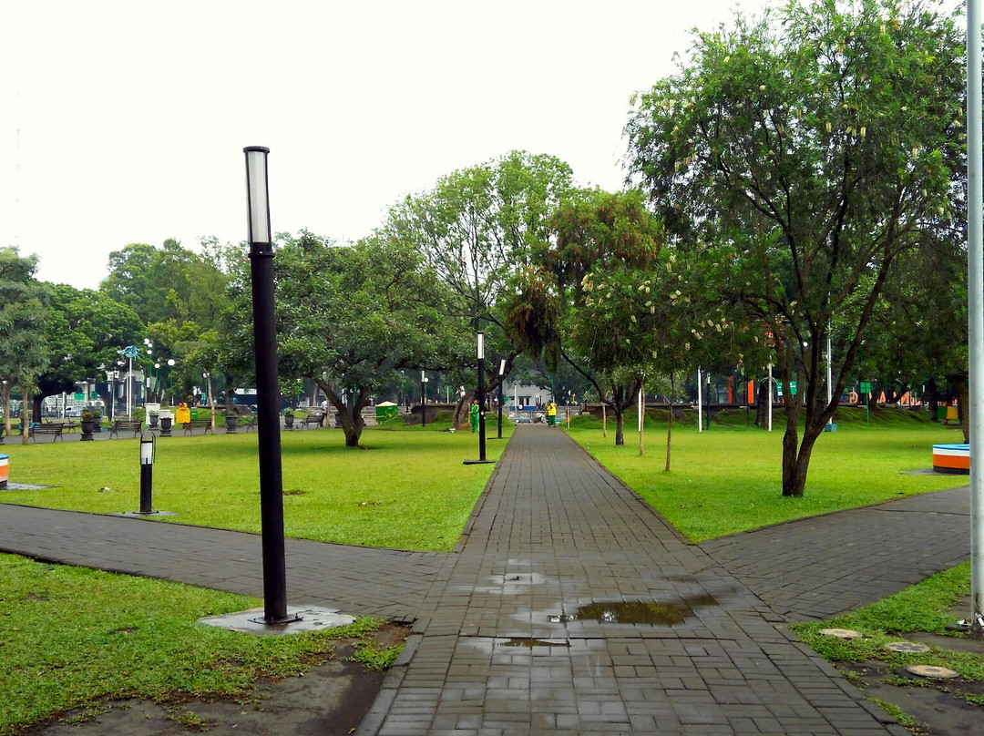 Alun Alun Merdeka-玛琅必去景点