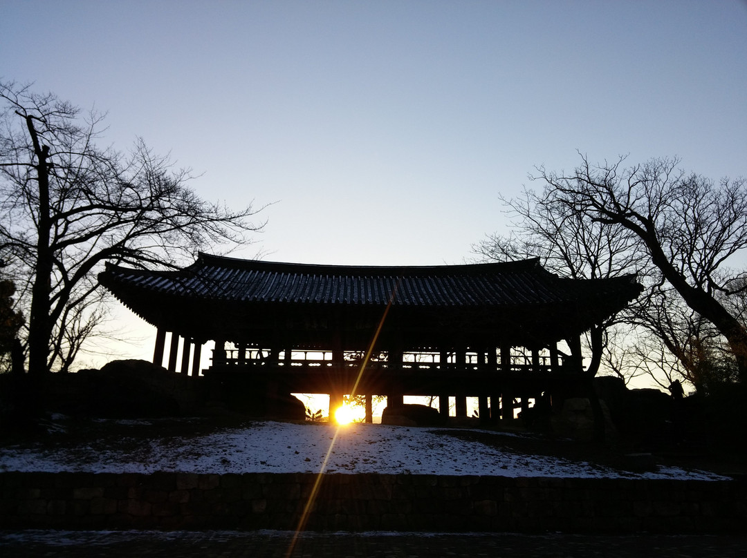 三陟市旅游景点-Jukseoru Pavilion
