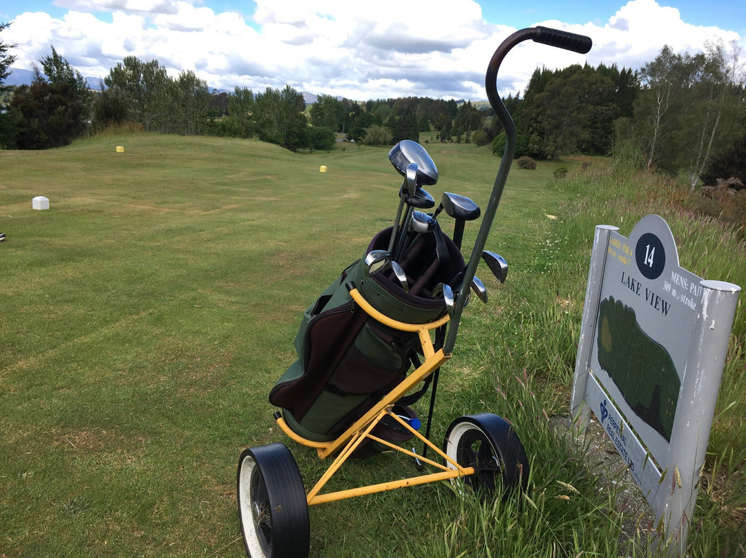 Te Anau Golf Club景点图片