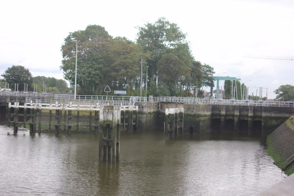 The Ganzepoot Locks-纽波特必去景点