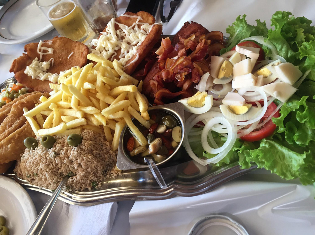 Bar e Restaurante Cachoeira De Emas