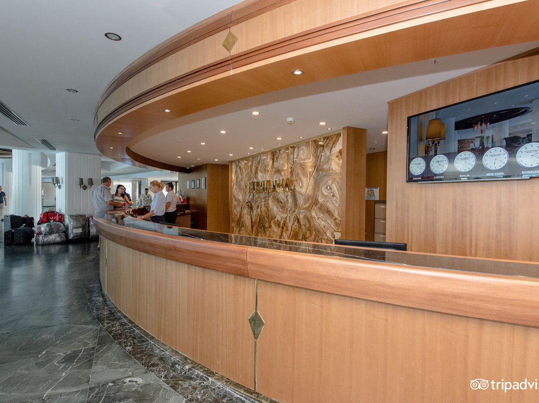 Royal Teos Thermal Resort Clinic & Spa