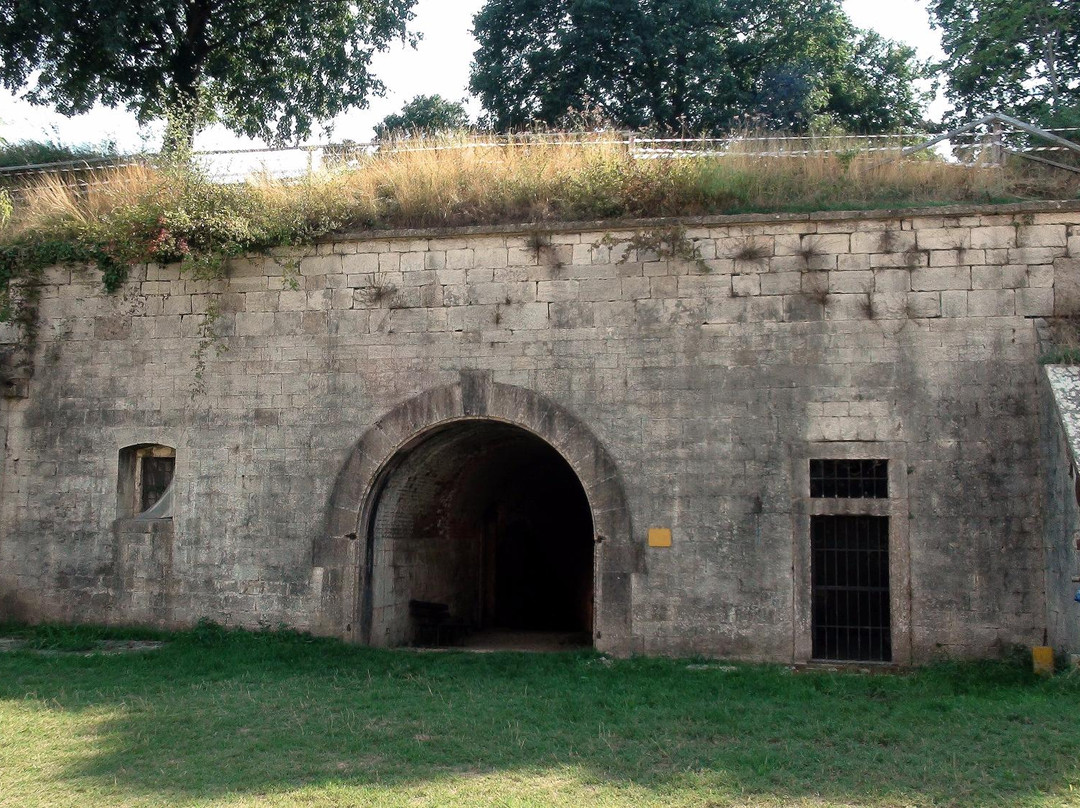 Forte Ardietti di Ponti sul Mincio-Ponti sul Mincio必去景点