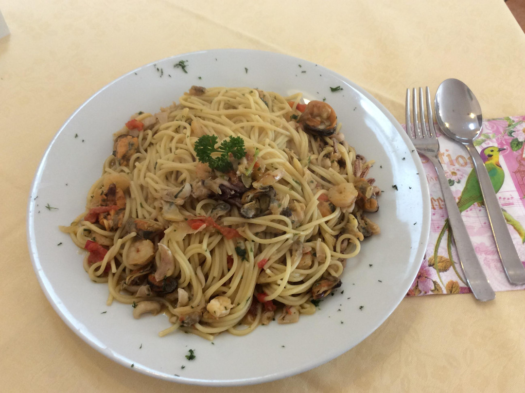 菲恩海姆餐馆和美食-Capri