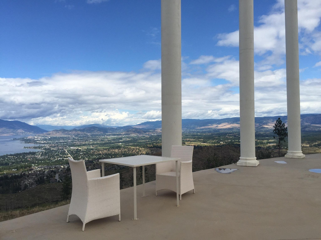 Kelowna Mountain Bridges & Vineyards-基洛纳必去景点