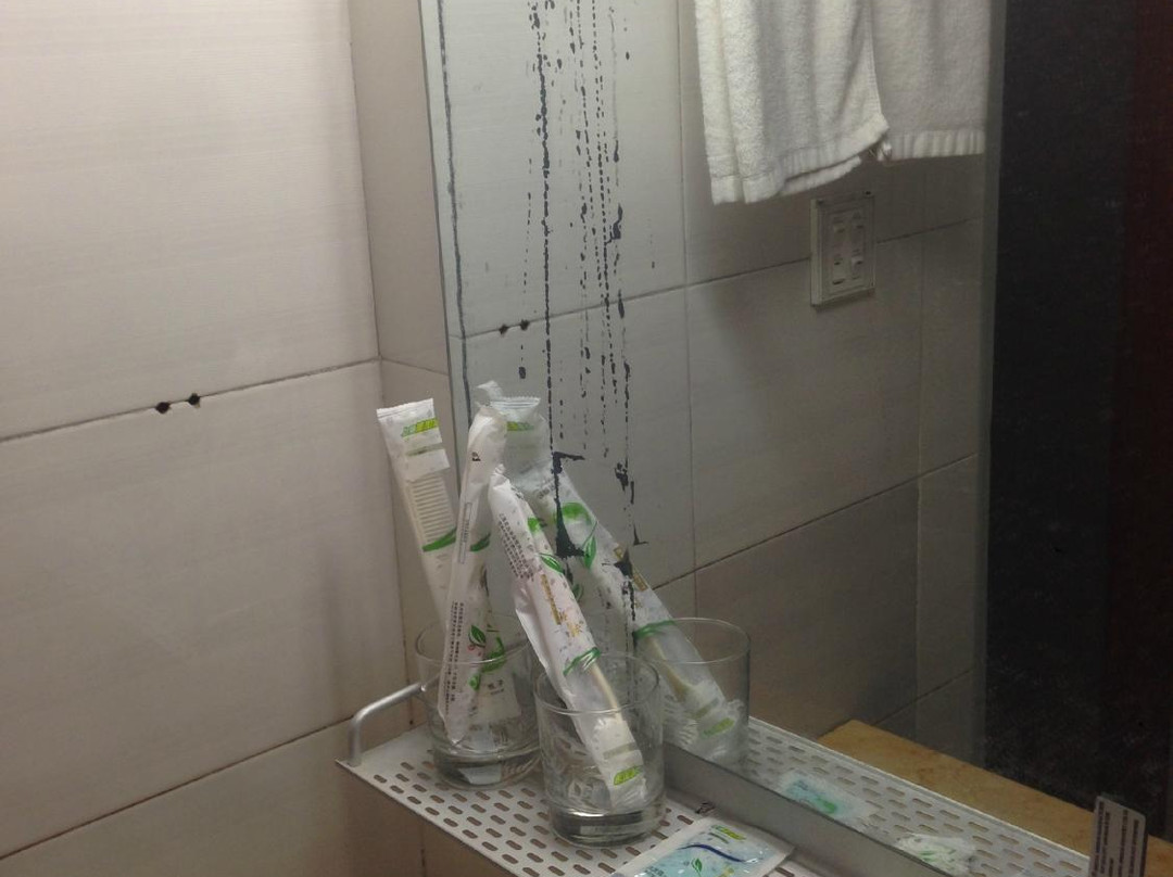 华洲度假酒店主图