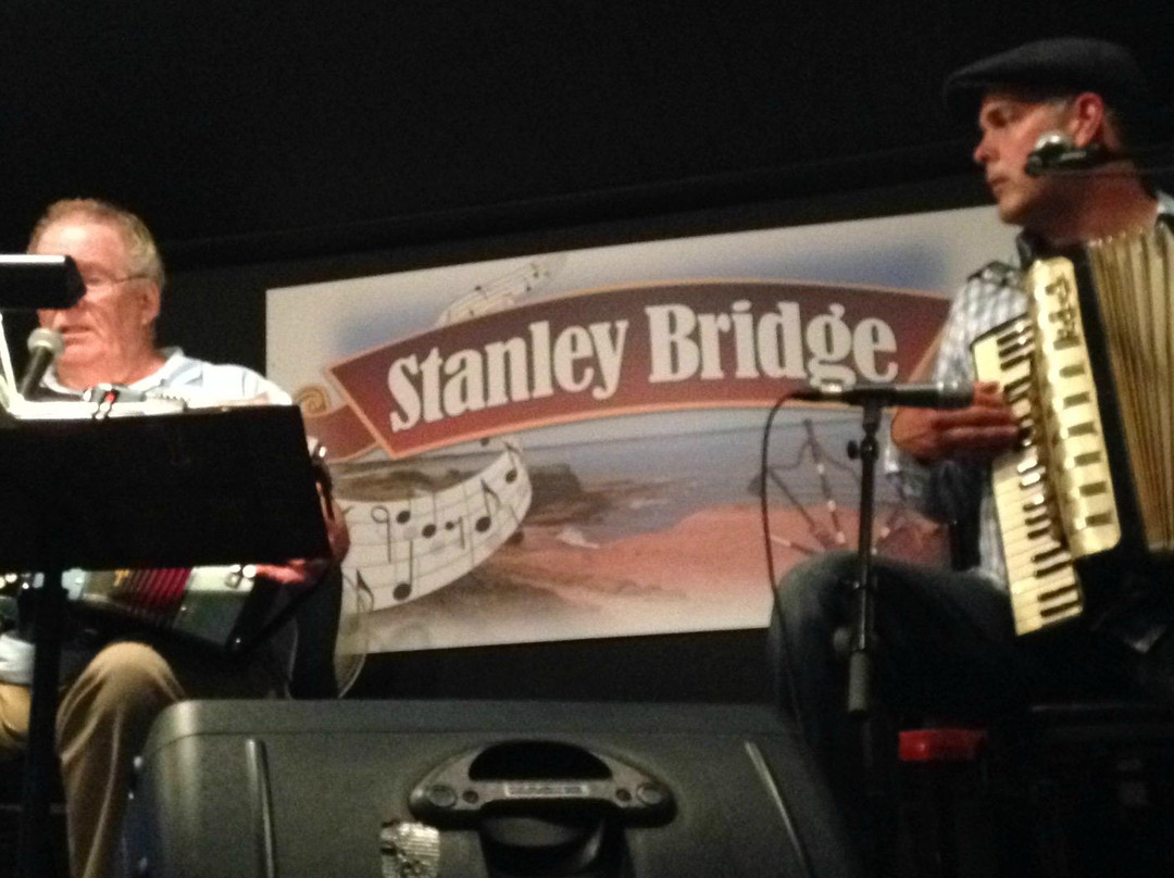 Stanley Bridge Hall Ceilidhs-斯坦利桥必去景点