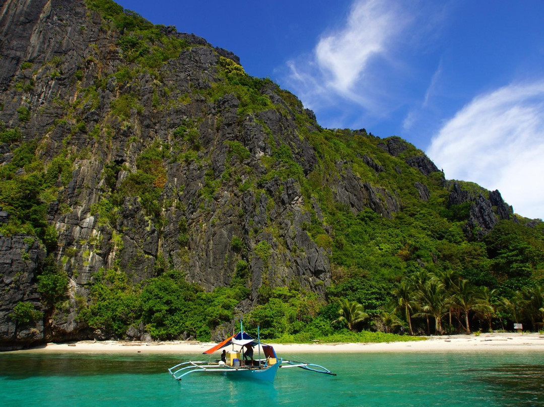 La Salangane Dive Center-爱妮岛必去景点