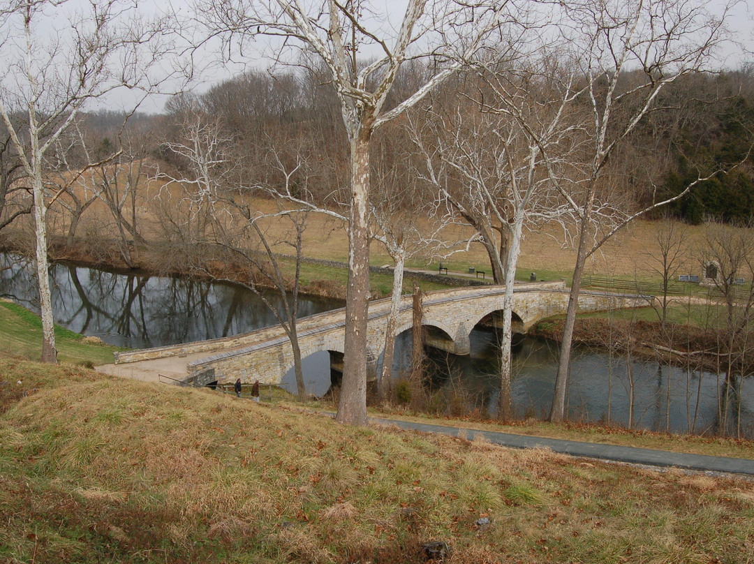 Burnside's Bridge景点图片