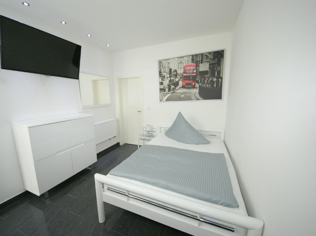 玫瑰广场 - 加尔尼酒店主图