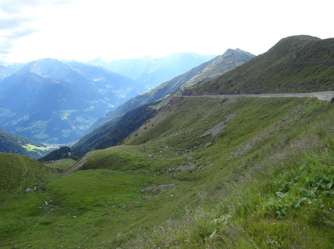 Passo del Giovo景点图片