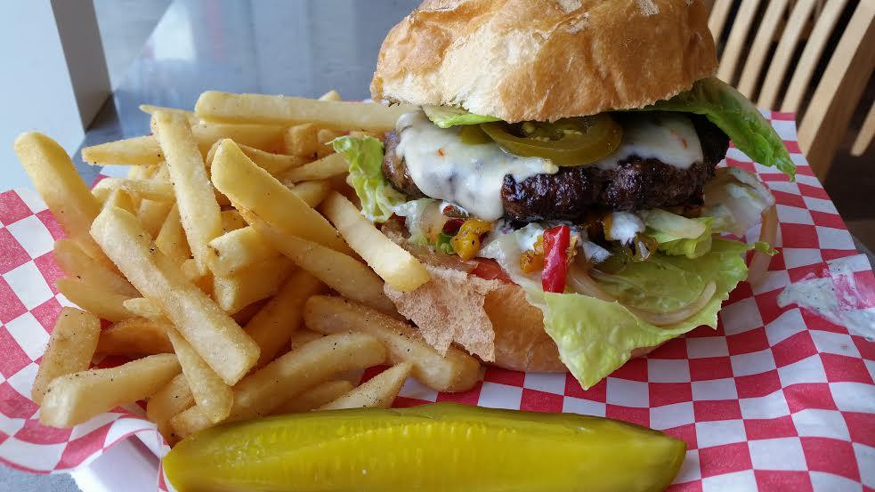 Underground Burger and Crepe主图