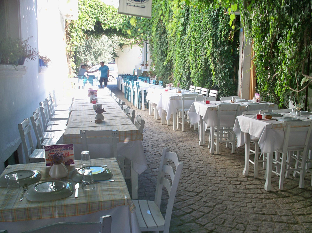 Batti Balik Restaurant