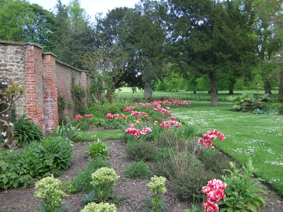 Kiplin Hall and Gardens景点图片