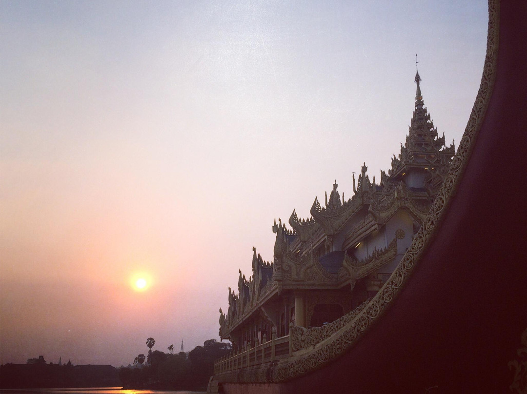 Kandawgyi Park-仰光必去景点