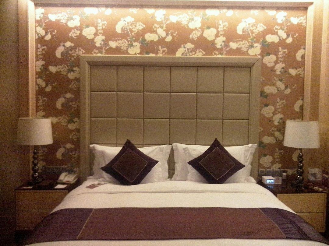 襄阳富力皇冠假日酒店主图