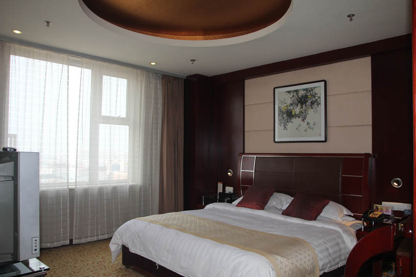 昆仑大酒店主图