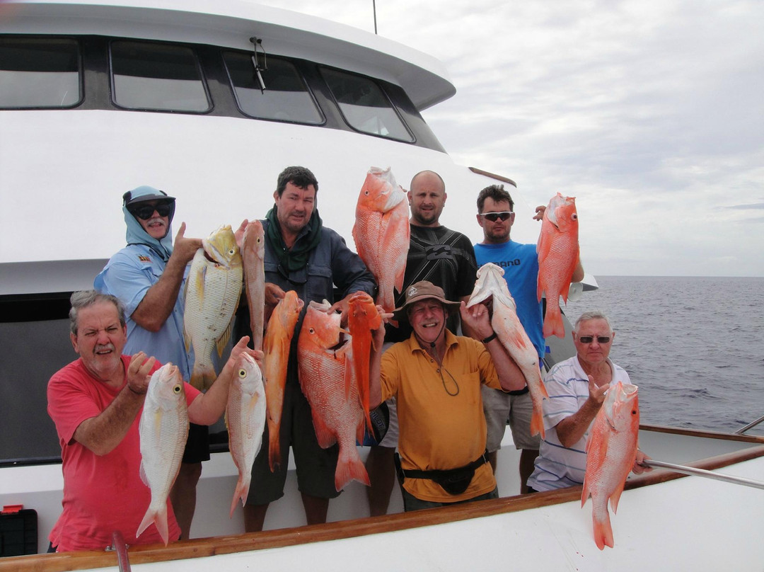 M.V. Mikat Cruises-Gladstone必去景点