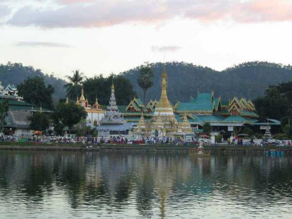 Wat Chong Kham景点图片