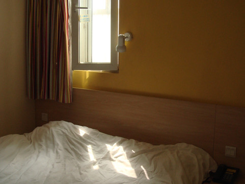 7天酒店(昆明南屏步行街中心店)主图