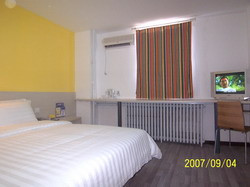 宾悦大酒店主图