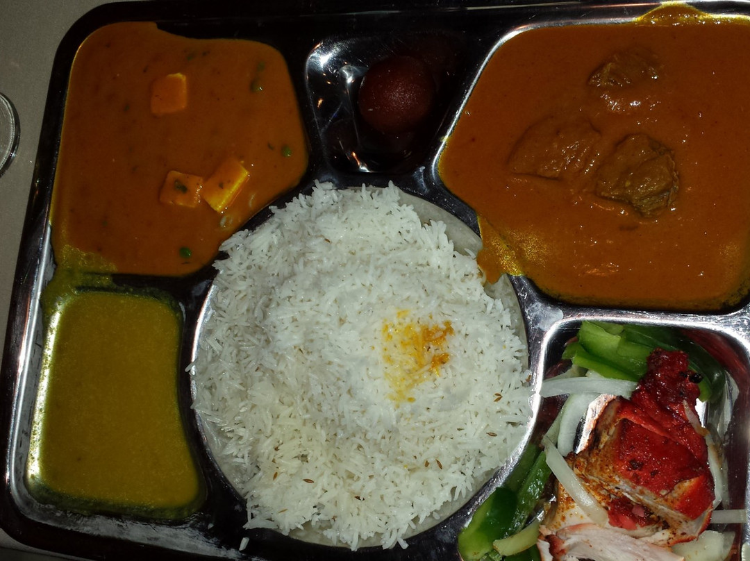 Raja India Restaurant主图
