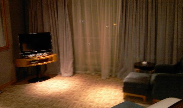 新词大酒店主图