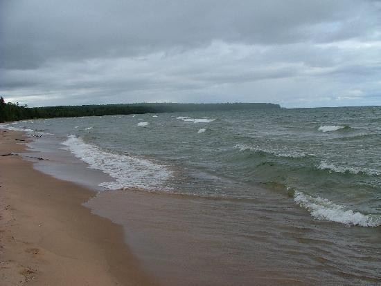Meyers Beach Sea Caves景点图片