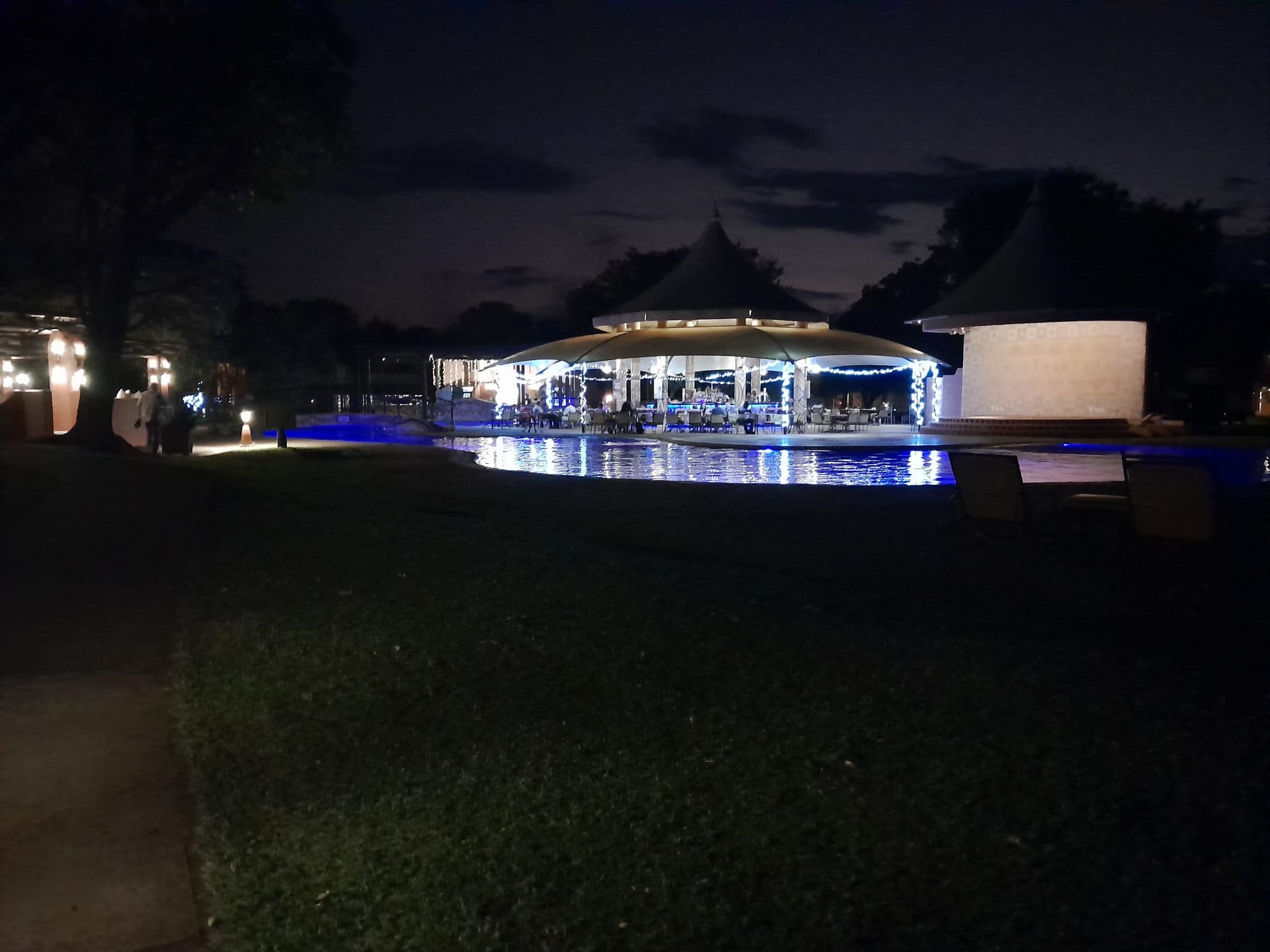 维多利亚瀑布安凡尼度假酒店-泳池