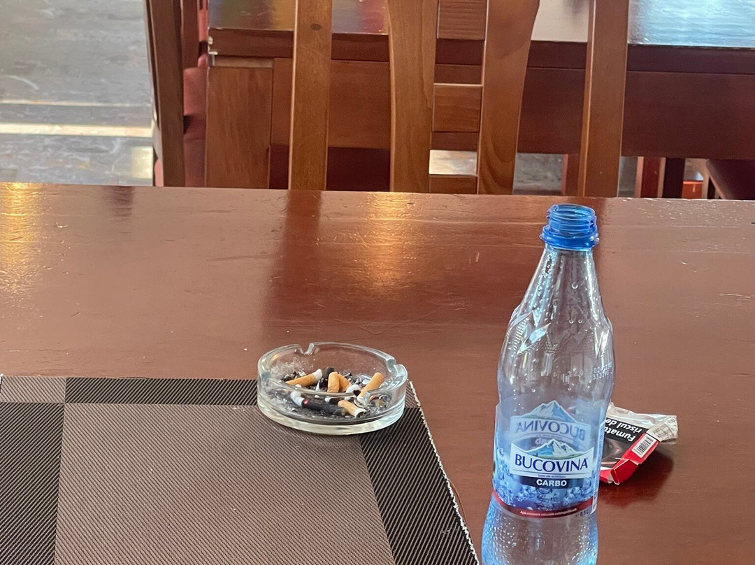 Holbina Trei Bibani主图