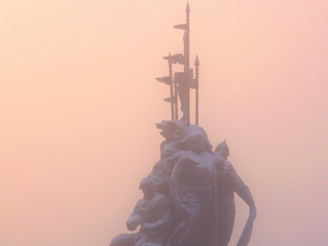 Monument to the Founders of the City of Surgut景点图片