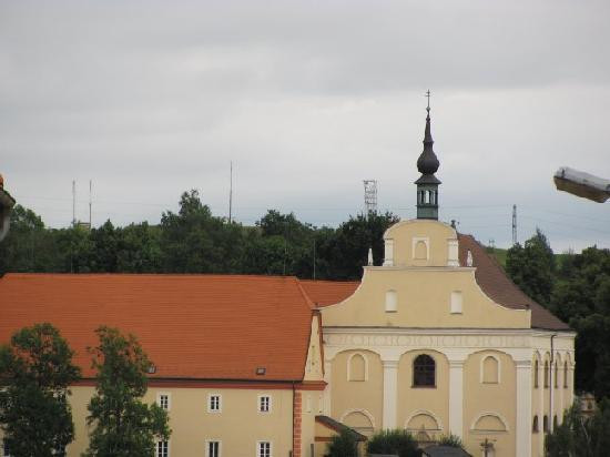 Carmelite Monastery-Dacice必去景点