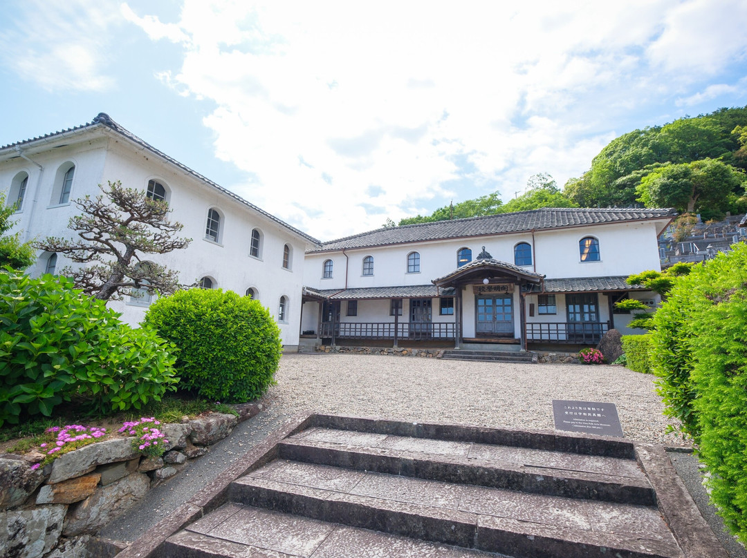 西予市旅游景点-Kaimei School