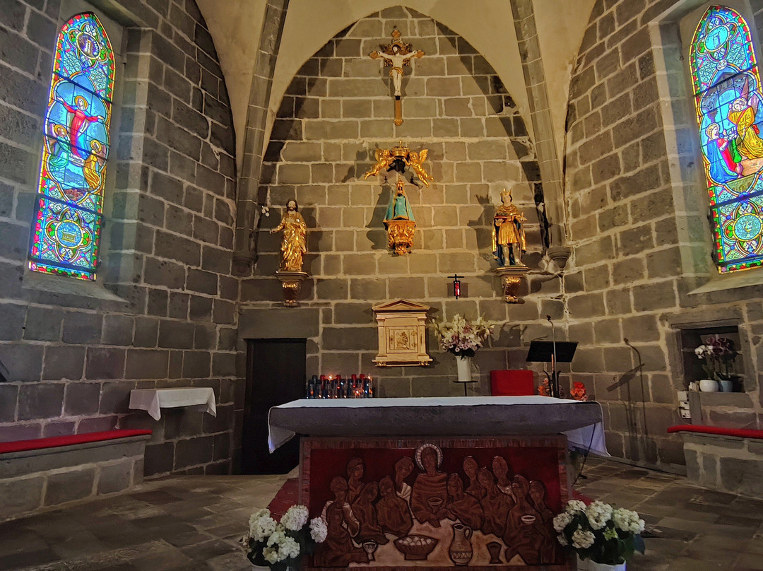 Chapelle Notre-Dame de Vassivière-Besse-et-Saint-Anastaise必去景点