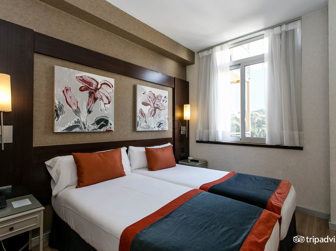 Gualba de Dalt酒店住宿-加泰罗尼亚天皇酒店