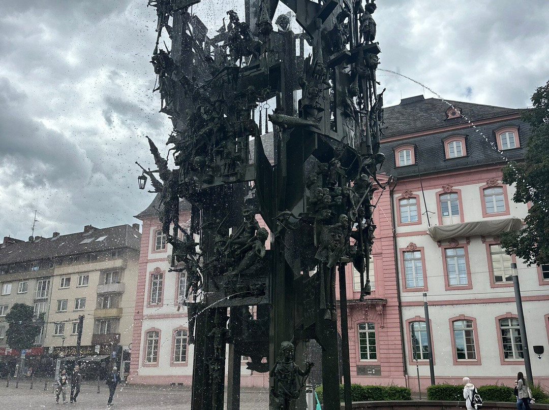 Fastnachtsbrunnen-美因茨必去景点