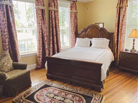 The Grand Lux Inn-官方