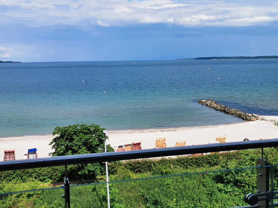 BeachSide Hotel主图