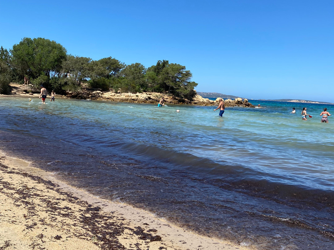 Spiaggia Le Piscine-Cannigione必去景点