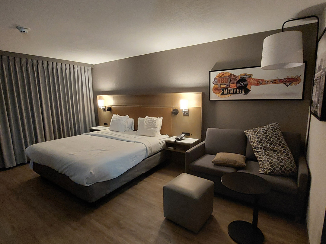 Radisson Hotel West Memphis主图
